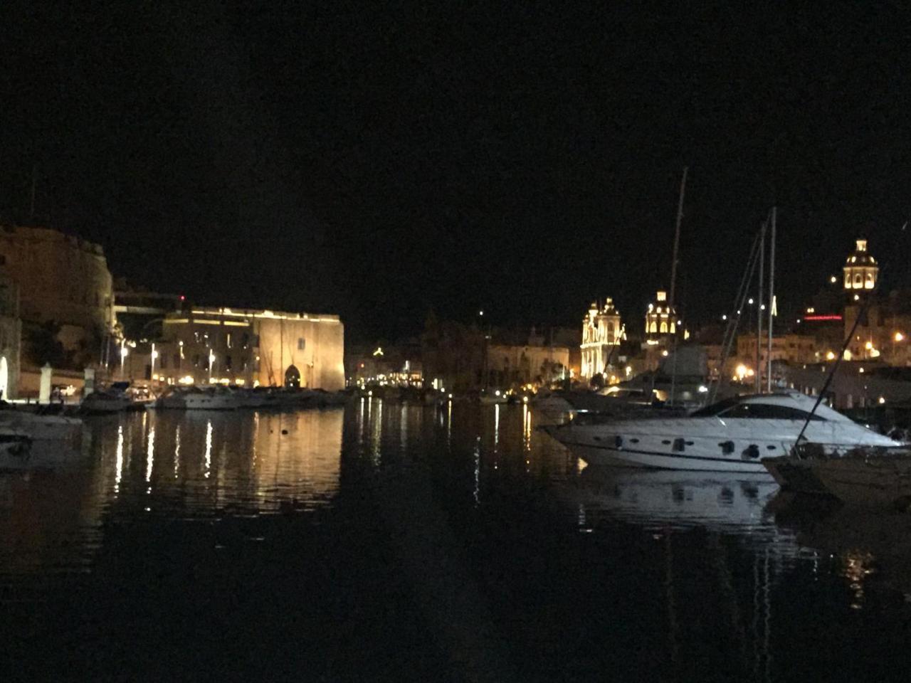 Апартаменты L-Isla-Valletta-Сенглея Экстерьер фото